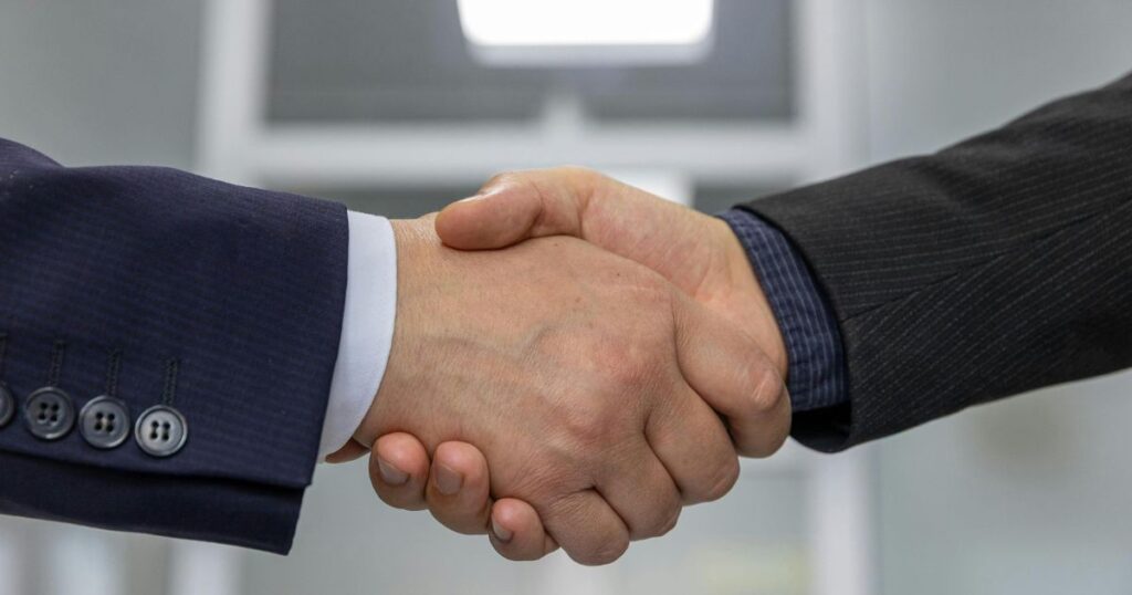 Descubra como transmitir confiança pela internet e quais sinais ajudam sua empresa a conquistar a segurança de potenciais clientes.